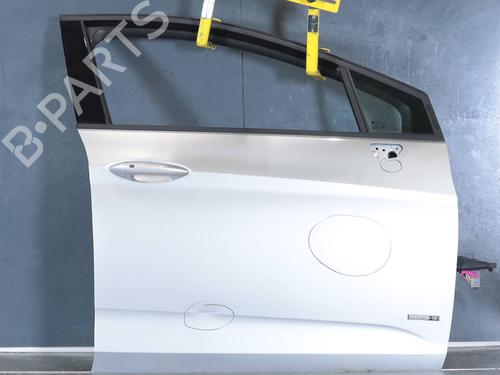 right-front-door-opel-astra-k-b16-2015-2016-2017-2018-2019-2020-2021-2022-39262168 main image