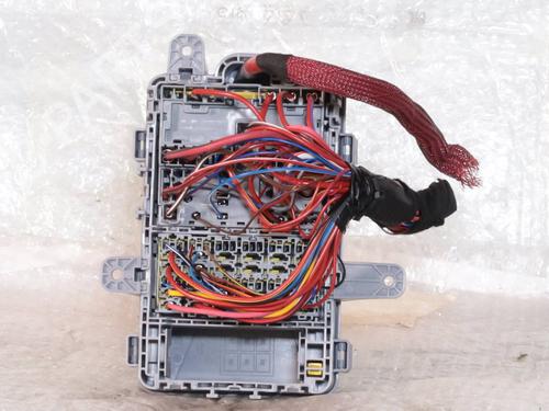 fuse-box-alfa-romeo-giulia-952_-2015-39973452 main image