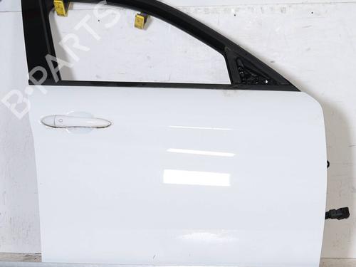 right-front-door-alfa-romeo-giulia-952_-2015-26581556 main image