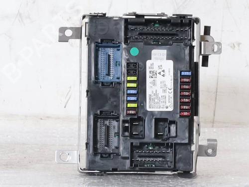Used Fuse box Fuse box FIAT 500 (312_) 1.0 Mild Hybrid (312.AYD1B) (69 hp) 40071589 40071589