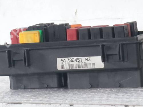 Used Fuse box Fuse box FIAT GRANDE PUNTO (199_) 1.2 (65 hp) 33616017 33616017