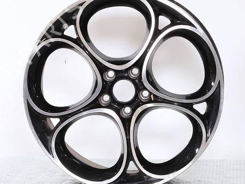 rim-alfa-romeo-giulia-952_-2015-39022360 main image
