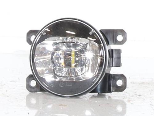 left-front-fog-light-fiat-500x-334_-2014-26176076 main image