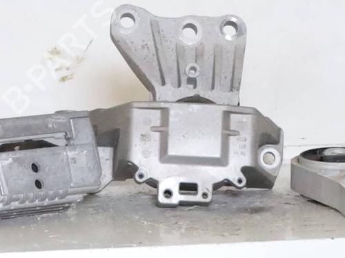 Used Engine mount Engine mount JEEP RENEGADE SUV (BU, B1, BV) 2.0 CRD 4x4 (170 hp) 27640118 27640118