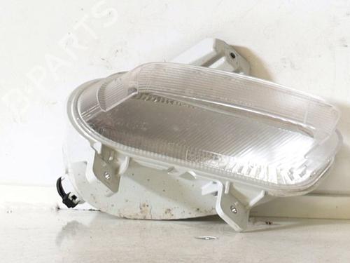 right-daytime-light-jeep-renegade-suv-bu-b1-bv-2014-24177408 main image