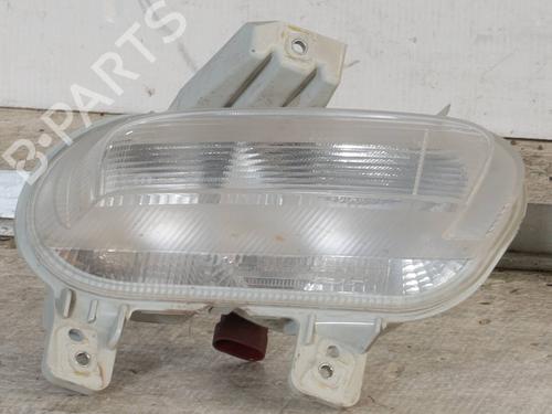 right-daytime-light-jeep-renegade-suv-bu-b1-bv-2014-27804063 main image
