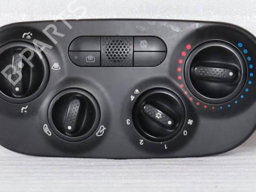 climate-control-fiat-500-312_-2007-36404279 main image