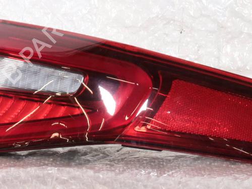 right-taillight-alfa-romeo-stelvio-949_-2016-40039833 main image