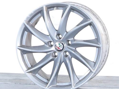 rim-alfa-romeo-giulia-952_-2015-33269233 main image