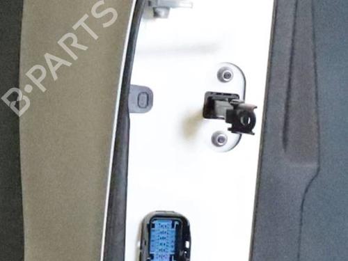 Used Right front door FIAT 500e (332_) Elektro (FA1) (95 hp) 30084295