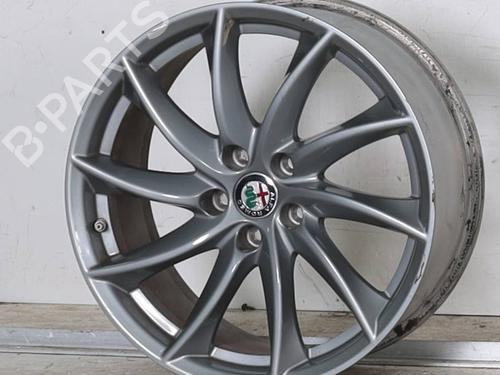 rim-alfa-romeo-giulia-952_-2015-26887872 main image