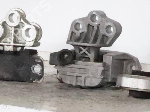 Used Engine mount Engine mount FIAT TIPO Estate (356_, 357_) 1.4 (356WXF1B) (120 hp) 28314259 28314259