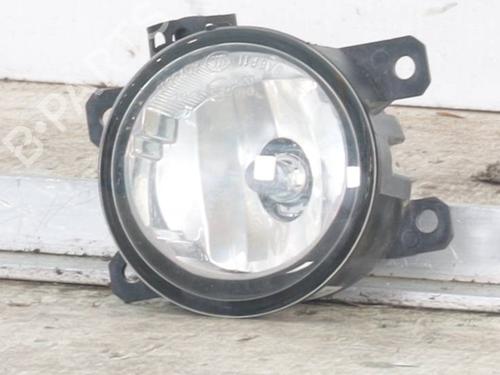 right-front-fog-light-jeep-renegade-suv-bu-b1-bv-2014-28192747 main image