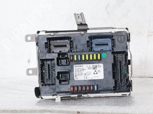 Used Fuse box Fuse box 36217125 36217125