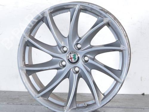 rim-alfa-romeo-giulia-952_-2015-32706504 main image