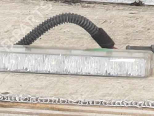 Used Right daytime light Right daytime light FIAT PANDA (312_, 319_) 0.9 4x4 (312PXR2B) (90 hp) 27597145 27597145