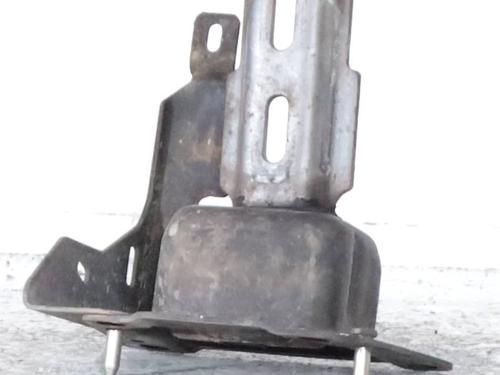 Used Engine mount Engine mount CITROËN C3 II (SC_) 1.1 i (60 hp) 27597172 27597172