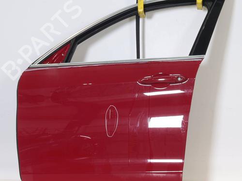 left-front-door-alfa-romeo-stelvio-949_-2016-28429588 main image