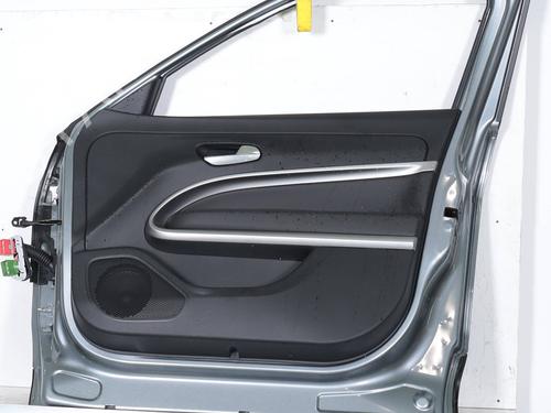 right-front-door-jeep-avenger-j2-2022-23133514 main image