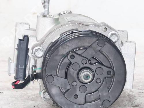 Used AC compressor AC compressor FIAT 500 C (312_) 1.0 Mild Hybrid (312.AYD1B) (69 hp) 40007796 40007796
