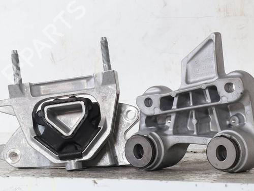 Used Engine mount Engine mount 34646378 34646378