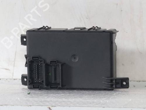 Used Fuse box Fuse box FIAT GRANDE PUNTO (199_) 1.4 16V (199BXG1B, 199AXG1B) (95 hp) 33401223 33401223