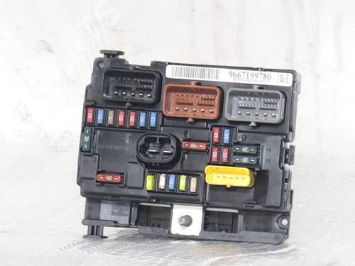 Used Fuse box Fuse box 34620201 34620201