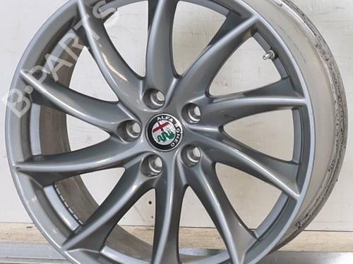 rim-alfa-romeo-giulia-952_-2015-27204894 main image