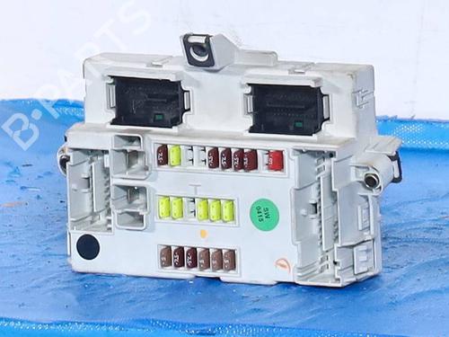 Used Fuse box Fuse box 36774161 36774161