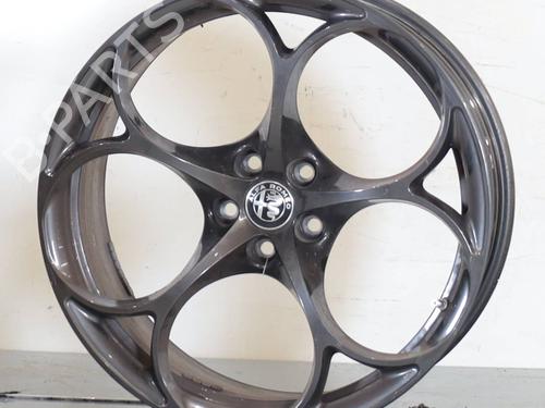 rim-alfa-romeo-stelvio-949_-2016-30738587 main image