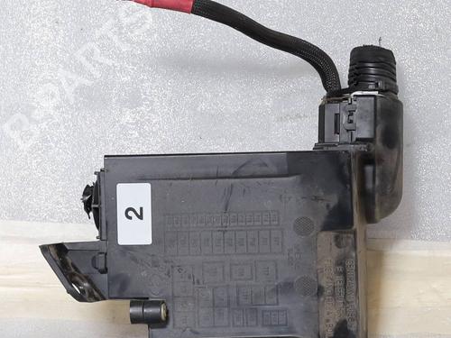 Used Fuse box Fuse box 39199150 39199150