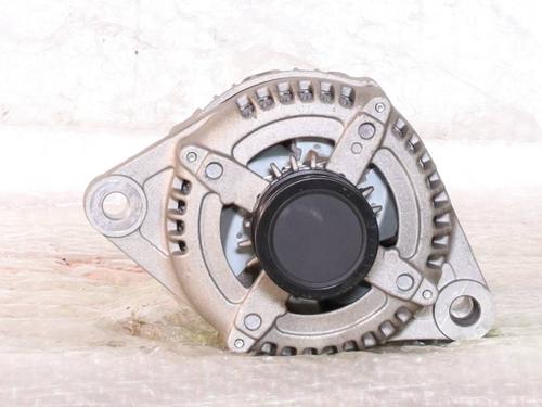 Used Alternator Alternator JEEP RENEGADE SUV (BU, B1, BV) 1.6 CRD (120 hp) 39667701 39667701