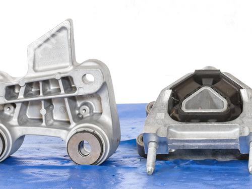 Used Engine mount FIAT 600e / 600 (365_, 364_) Electric (156 hp) 30084194