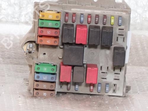 Used Fuse box Fuse box FIAT IDEA (350_) 1.4 16V (95 hp) 40215438 40215438