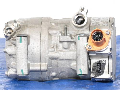 Used AC compressor AC compressor FIAT 600e / 600 (365_, 364_) Electric (156 hp) 30084190 30084190