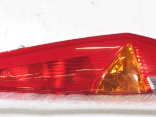 Højre baglygte Højre baglygte FIAT PUNTO (188_) 1.2 60 (188.030, .050, .130, .150, .230, .250) (60 hp) 31647934 31647934