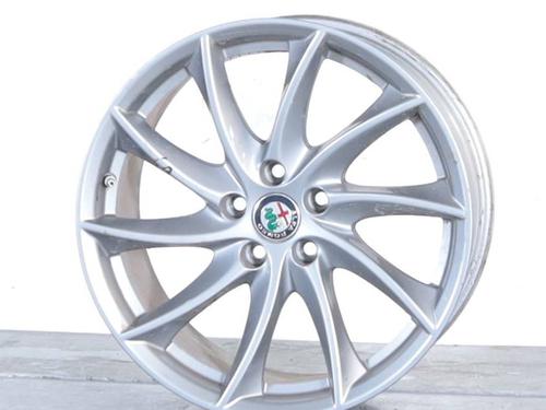 rim-alfa-romeo-giulia-952_-2015-33269235 main image