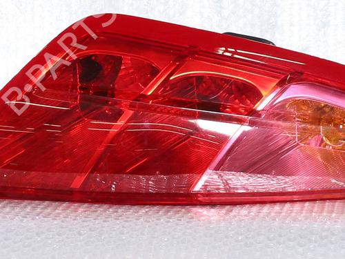 Used Left taillight Left taillight 39022230 39022230