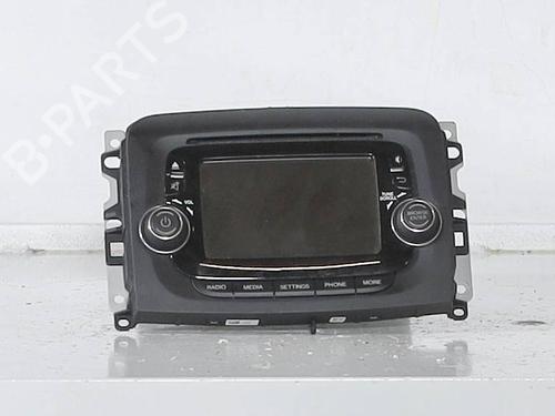 Used Radio FIAT 500L (351_, 352_) 1.6 D Multijet (199LYD1B) (105 hp) 29186506