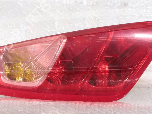 left-taillight-fiat-grande-punto-199_-2005-39973557 main image