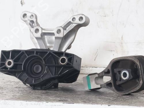 Used Engine mount Engine mount ALFA ROMEO JUNIOR (626_, 627_) Mild Hybrid (136 hp) 34054392 34054392