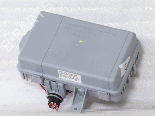 Used Fuse box Fuse box 38590152 38590152