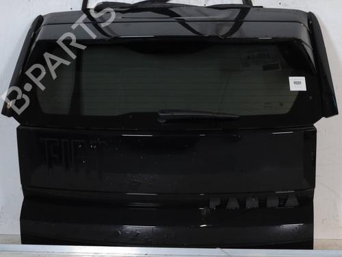 Używane Klapa tylna bagażnika FIAT GRANDE PANDA (328) EV (328) (113 hp) 30859689