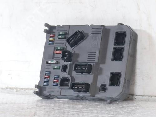 Used Fuse box Fuse box 36774500 36774500