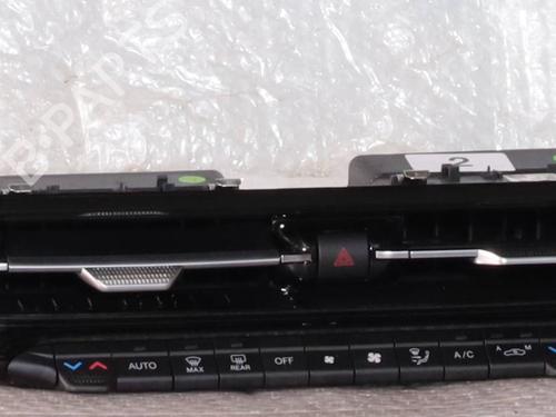 climate-control-alfa-romeo-tonale-965_-2022-40071754 main image