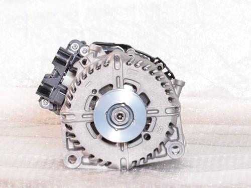 Used Alternator Alternator FIAT GRANDE PANDA (328) 1.2 Mild Hybrid (325) (110 hp) 40071811 40071811