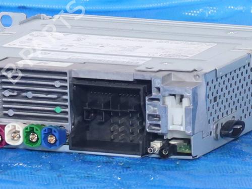 radio-alfa-romeo-stelvio-949_-2016-30930987 main image