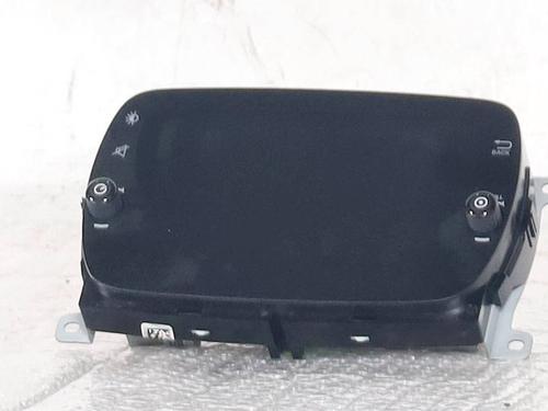 Used Radio Radio FIAT 500 C (312_) 1.0 Mild Hybrid (312.AYD1B) (69 hp) 31647693 31647693