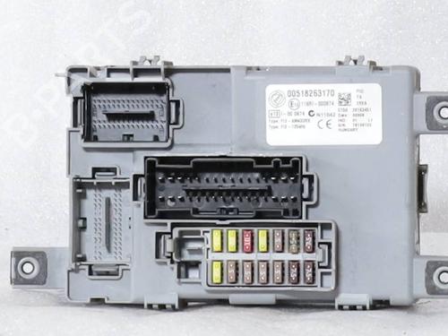 fuse-box-fiat-grande-punto-199_-2005-37258578 main image