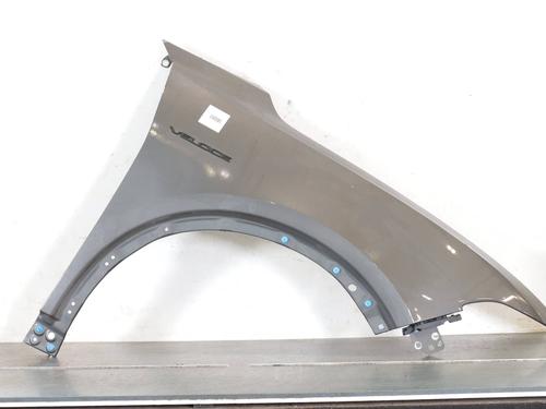 right-front-fenders-alfa-romeo-tonale-965_-2022-40008082 main image